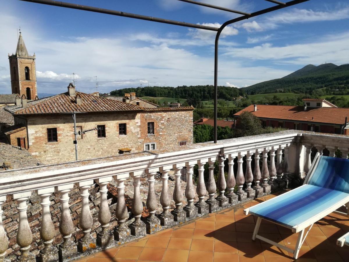 Mansarda Con Solarium Panoramico Su Centro Storico Di Sarteano Vicino Alle Famose Terme Della Val D'Orcia Apartment Екстериор снимка