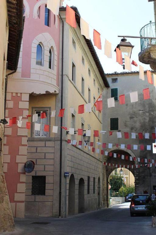 Mansarda Con Solarium Panoramico Su Centro Storico Di Sarteano Vicino Alle Famose Terme Della Val D'Orcia Apartment Екстериор снимка